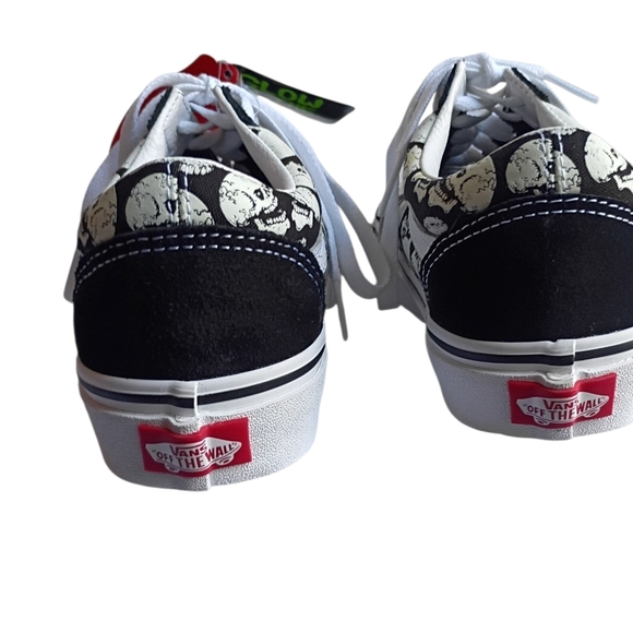 NWT Vans Glow In The Dark Skull "Old Skool" Size 5.5 Mens 7 Womens - Picture 5 of 8